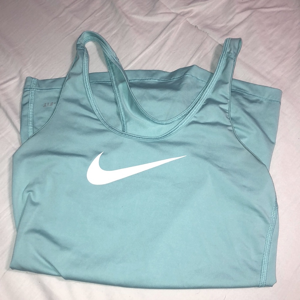Nike pro athletic tank